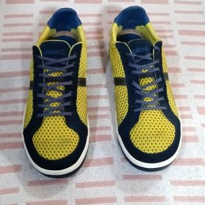 Plae Prospect Yellow & Navy Blue  Lace Up Sneakers Mens size 9.5 Womens size 11